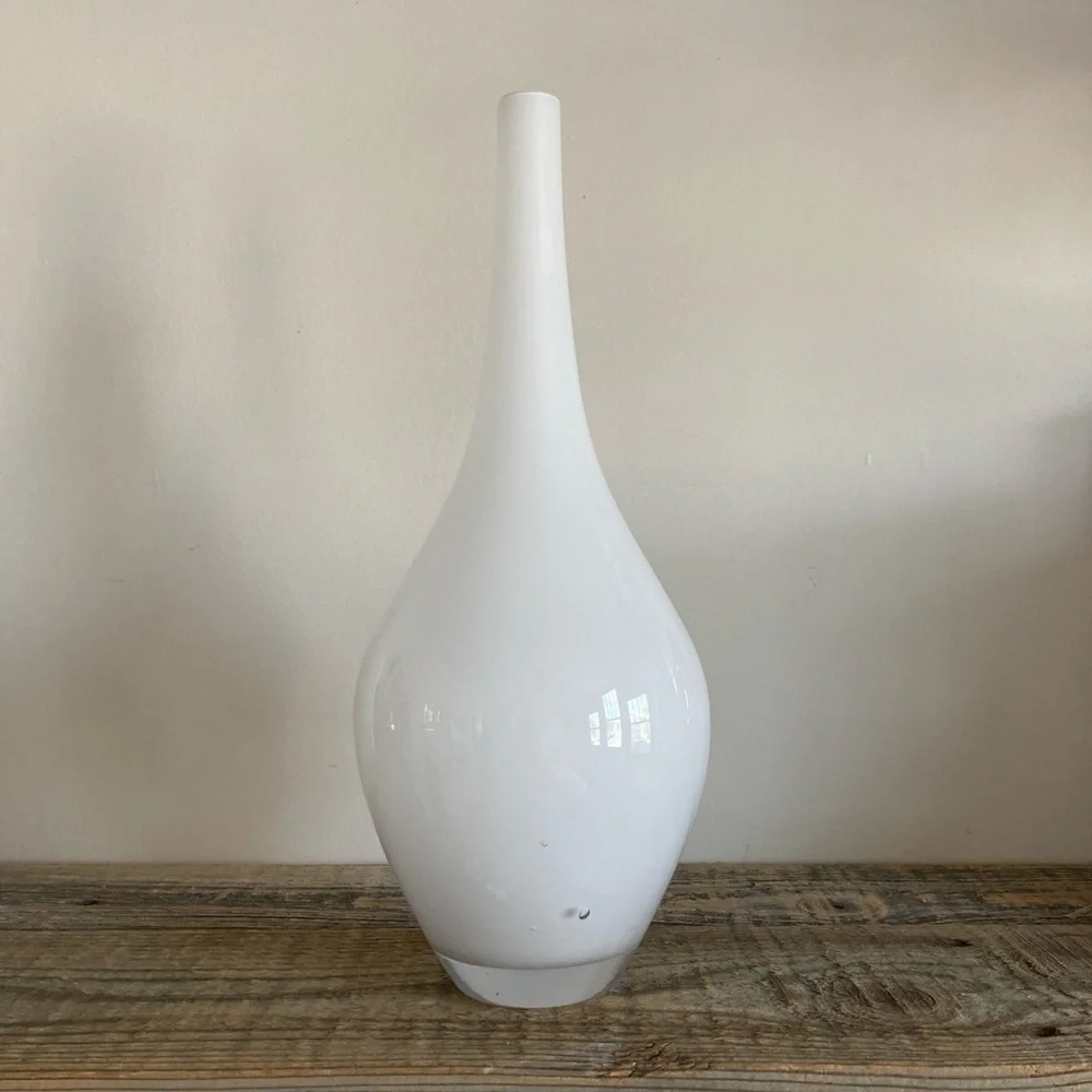 Ikea white Modernist Johanna Jelinik Salong  glass vase